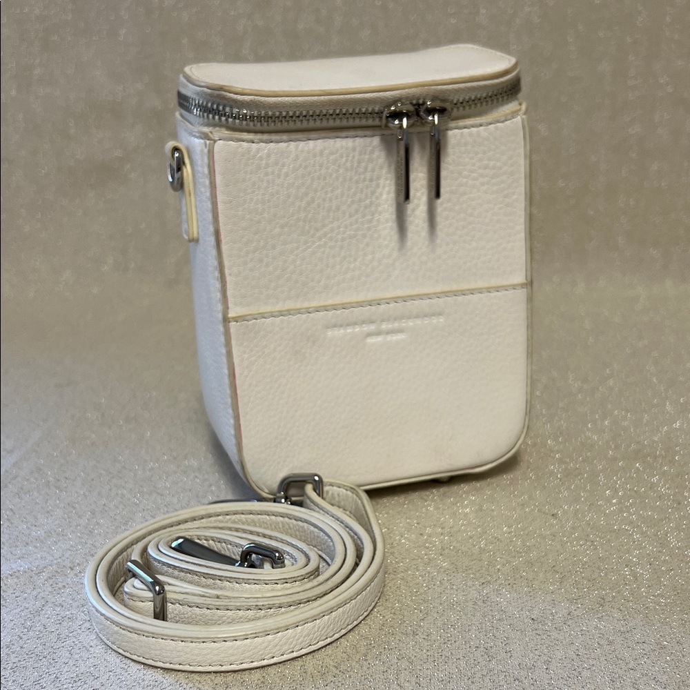 ♠️ Brandon Blackwood Small Structural Crossbody Bag, White
